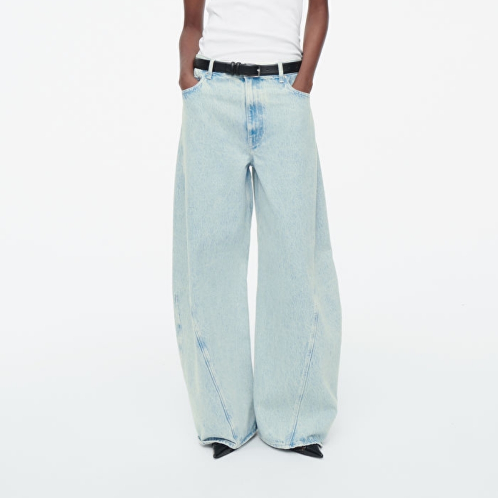 BNWOT COS Twist Barrel-leg Jeans, sz 14